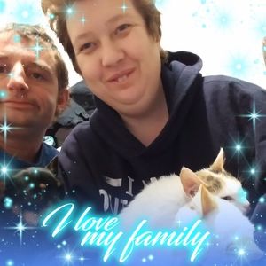 Meet your Posher, Dee